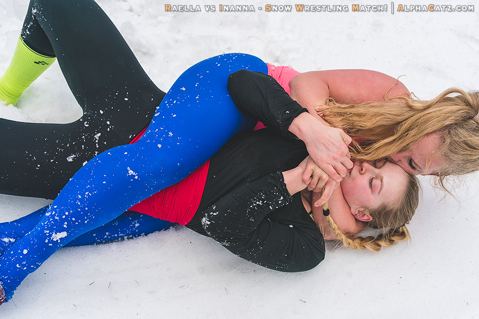 ACFEM027 competitive female snow wrestling video inanna vs raella